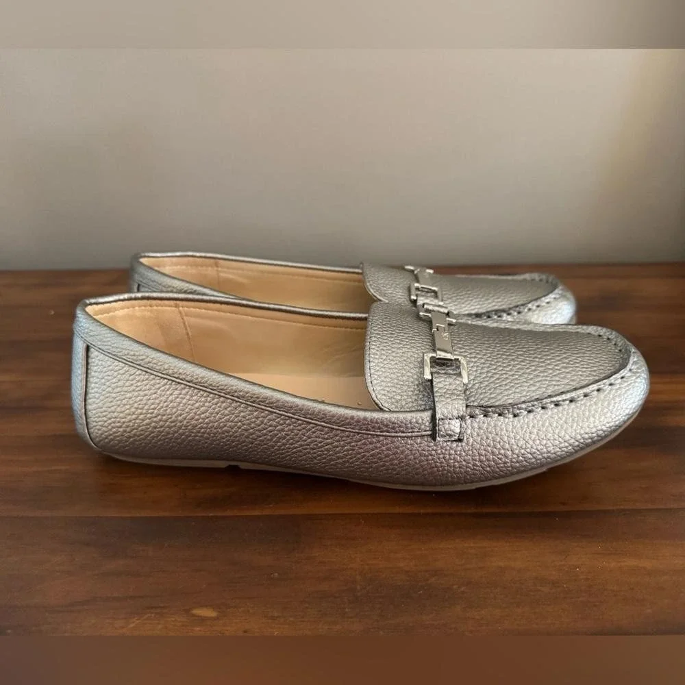 Calvin Klein Silver Bit Loafers Metallic Pebbled Leather Flats‎ 8.5 Quiet Luxury